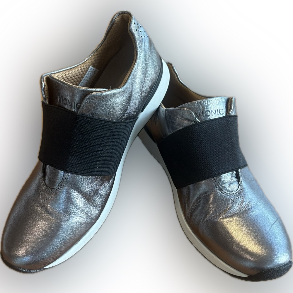 Vionic Women's Metallic Pewter Cosmic Codie Leather Sneakers - Size 10
